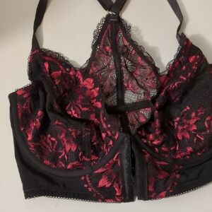 Lace Front-Closure Bra Pour Moi